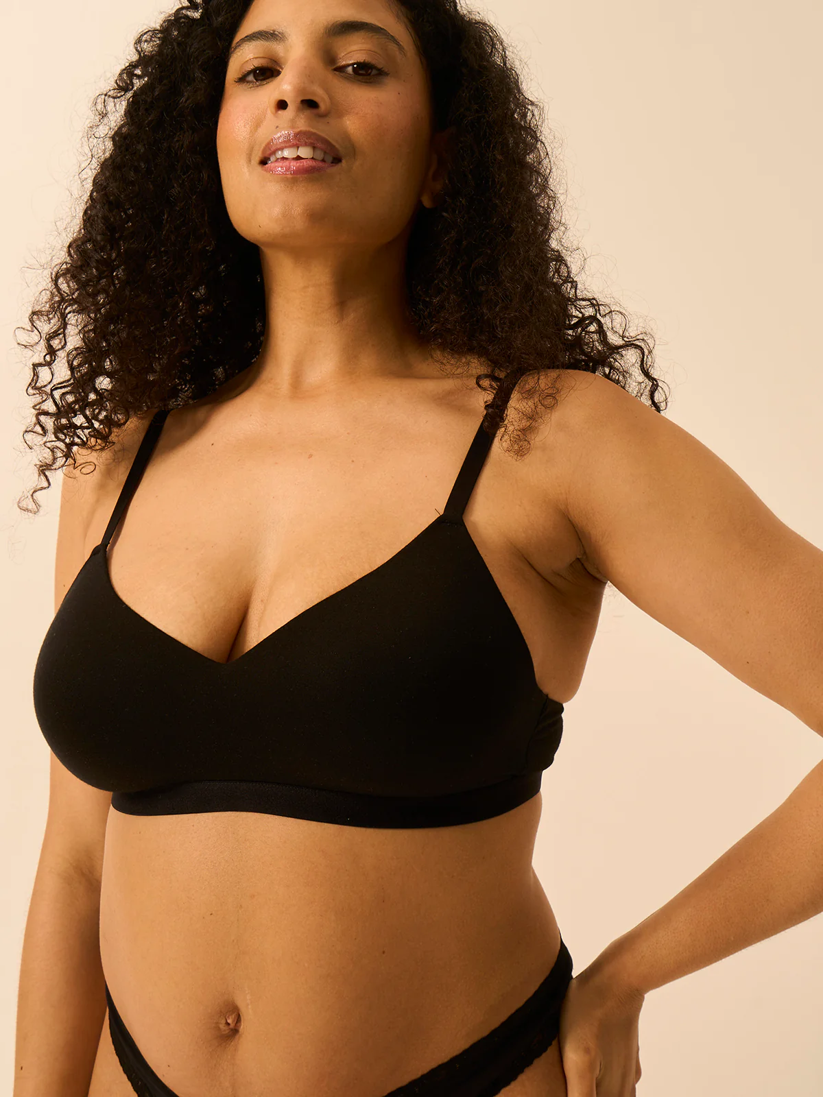 Smooth Sculpt Padded Bra - Black - Image 9