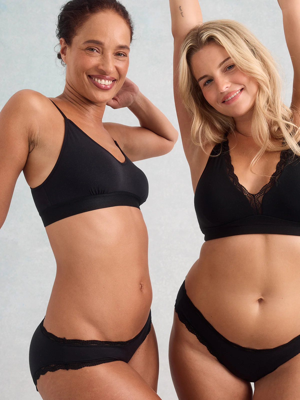 T-Shirt Bra - Black - Image 15